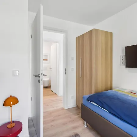 2 Bedroom Stunning In Tossens Holiday home