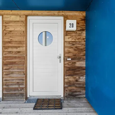 Beautiful In Tossens With Sauna 度假居